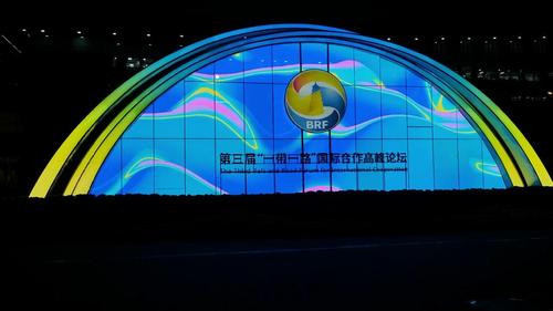 LED光电玻璃屏P10